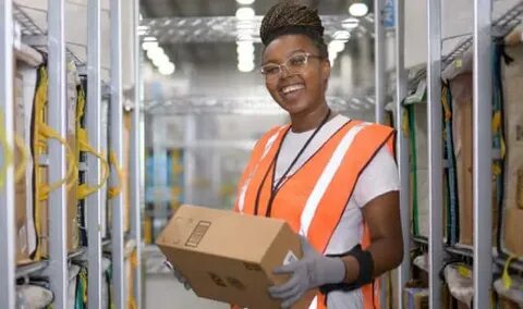 Warehouse Jobs in the USA Paying $20–$35 per Hour
